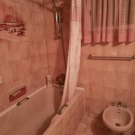 Family Room For 3 Two Rooms With Bathroom * Episkopi (Limassol)